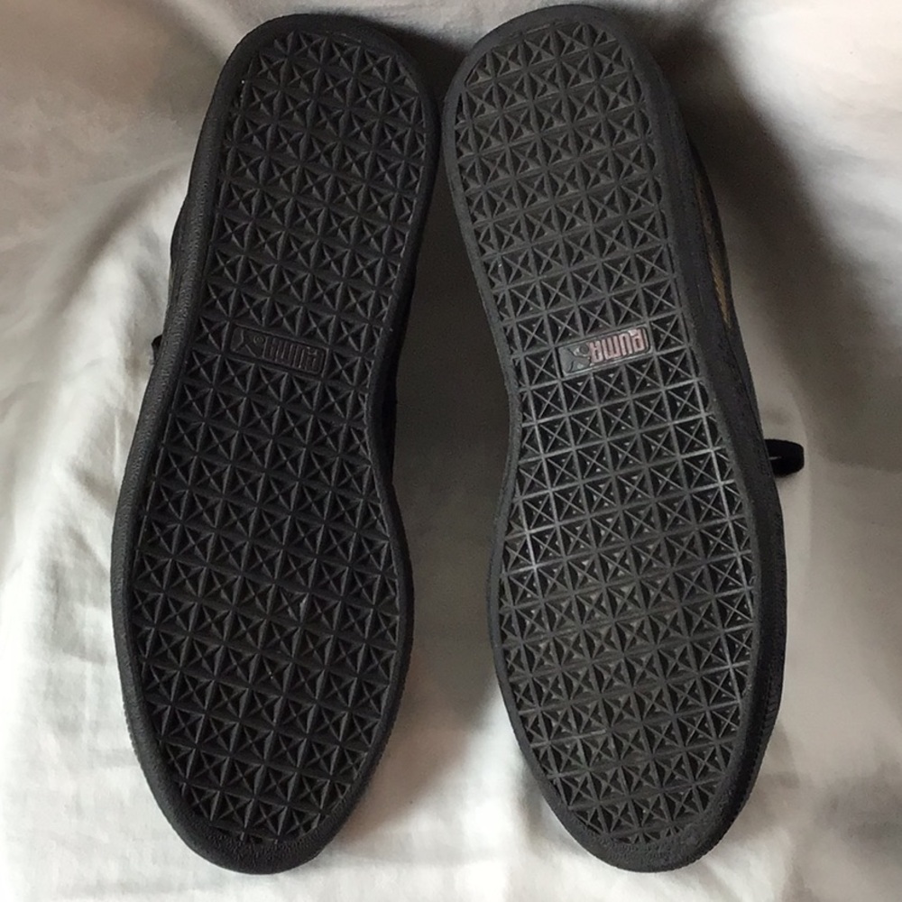 Pumas Women’s Basketball Classic Sneakers - Picture 12 of 12